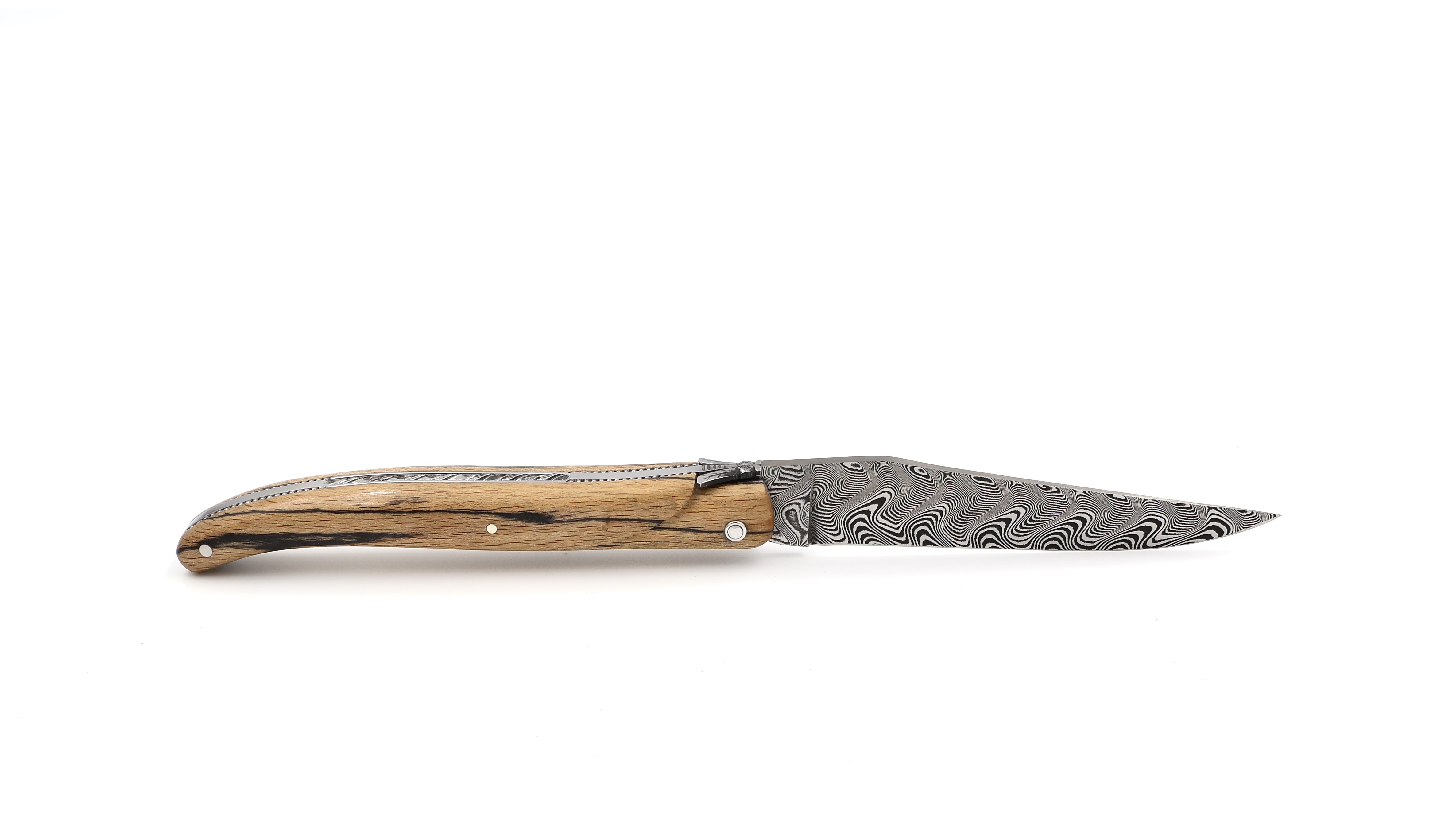 Laguiole en Aubrac Modell Perle DSC® Carbon Damast Aubrac Holz guillochiert massiver Griff 12 cm