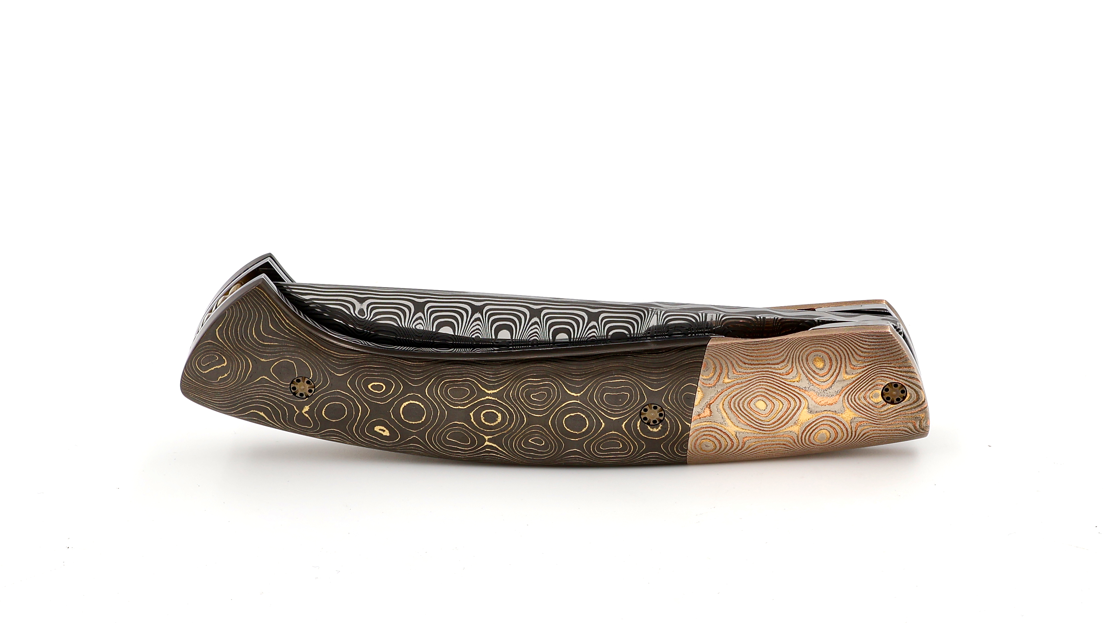 MANU LAPLACE 1515 Drop carbon water brass & mokume gane damascus Damascus blade
