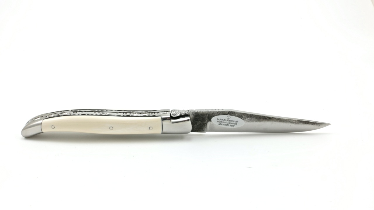 Laguiole en Aubrac Brut de Forge Mammutelfenbein Doppelplatine 12 cm
