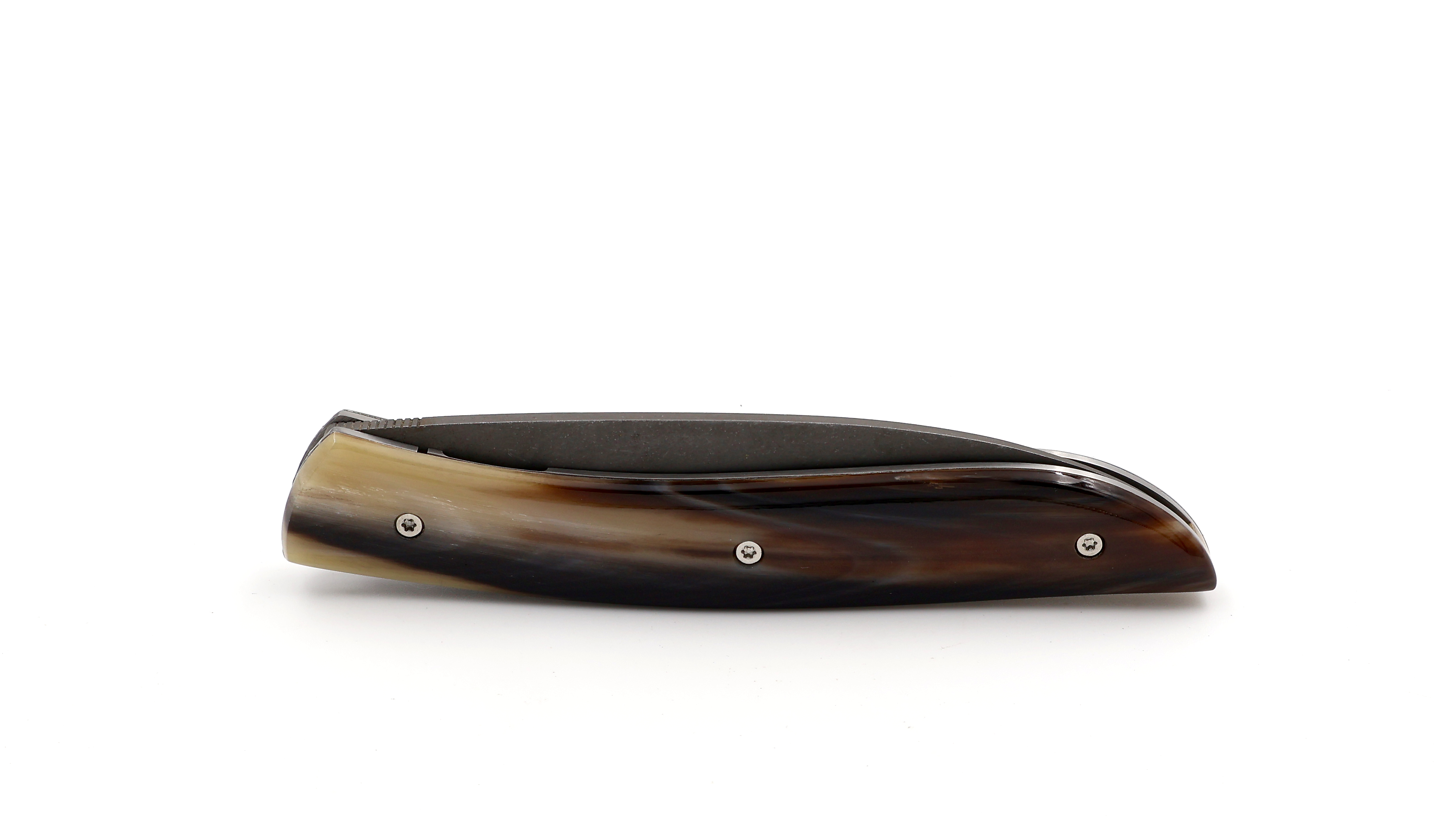 Atelier NÉVÉ Tim Bernard zebu horn tip stonewashed blade