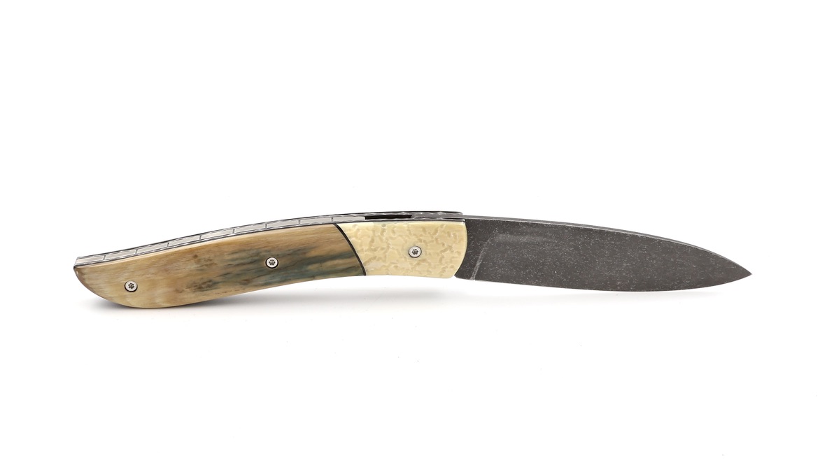 Tim Bernard NÉVÉ Mammutelfenbein stonewashed Klinge 