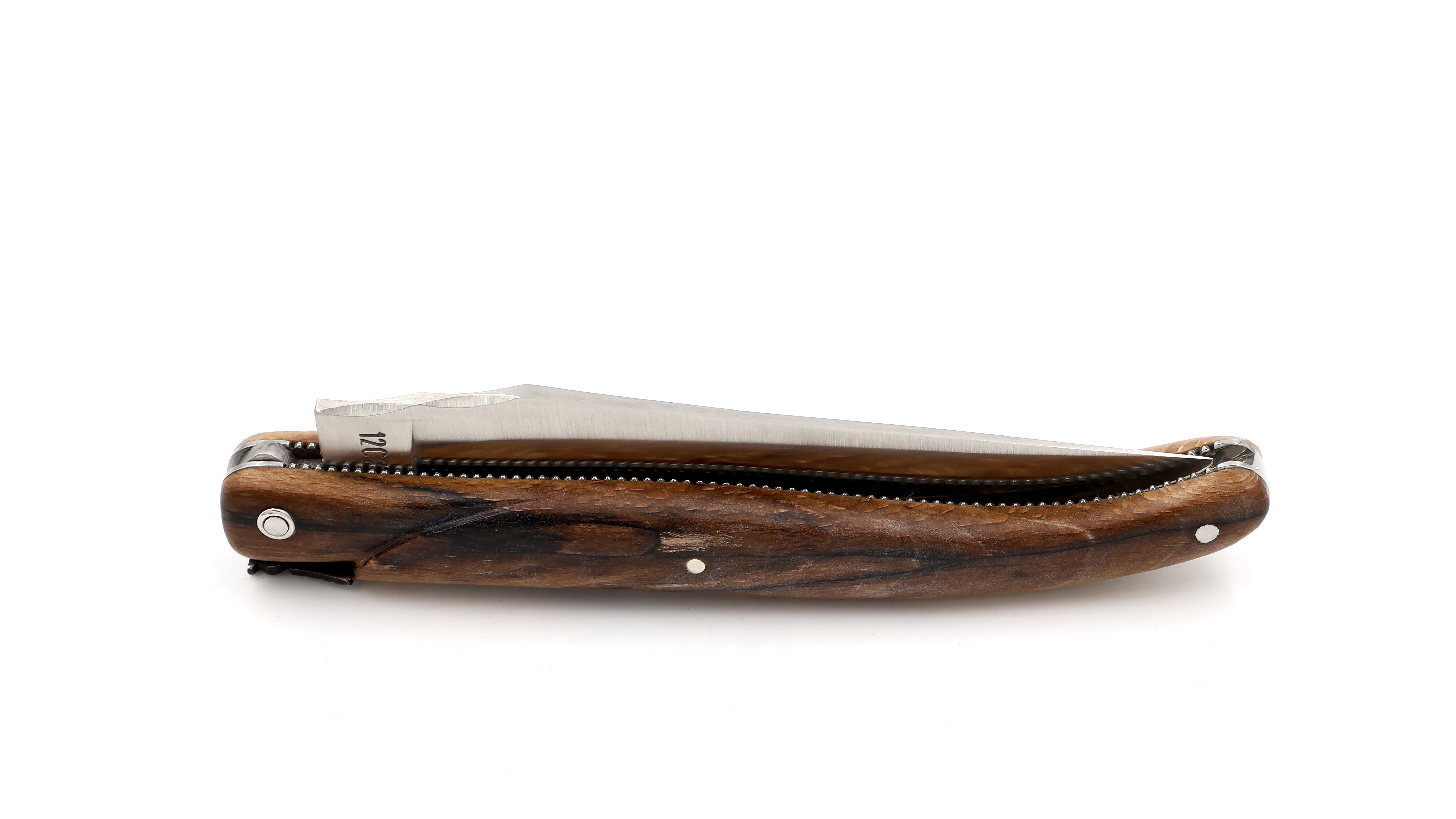 Laguiole en Aubrac aubrac wood pearl full handle chisled plates 12 cm