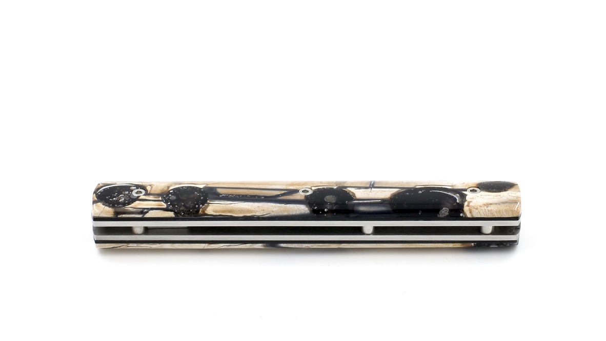 E01833AF-A7CA-4EC0-B842-72CDE2767978_1_105_c PERCEVAL Le Francais Mammoth ivory (couer)