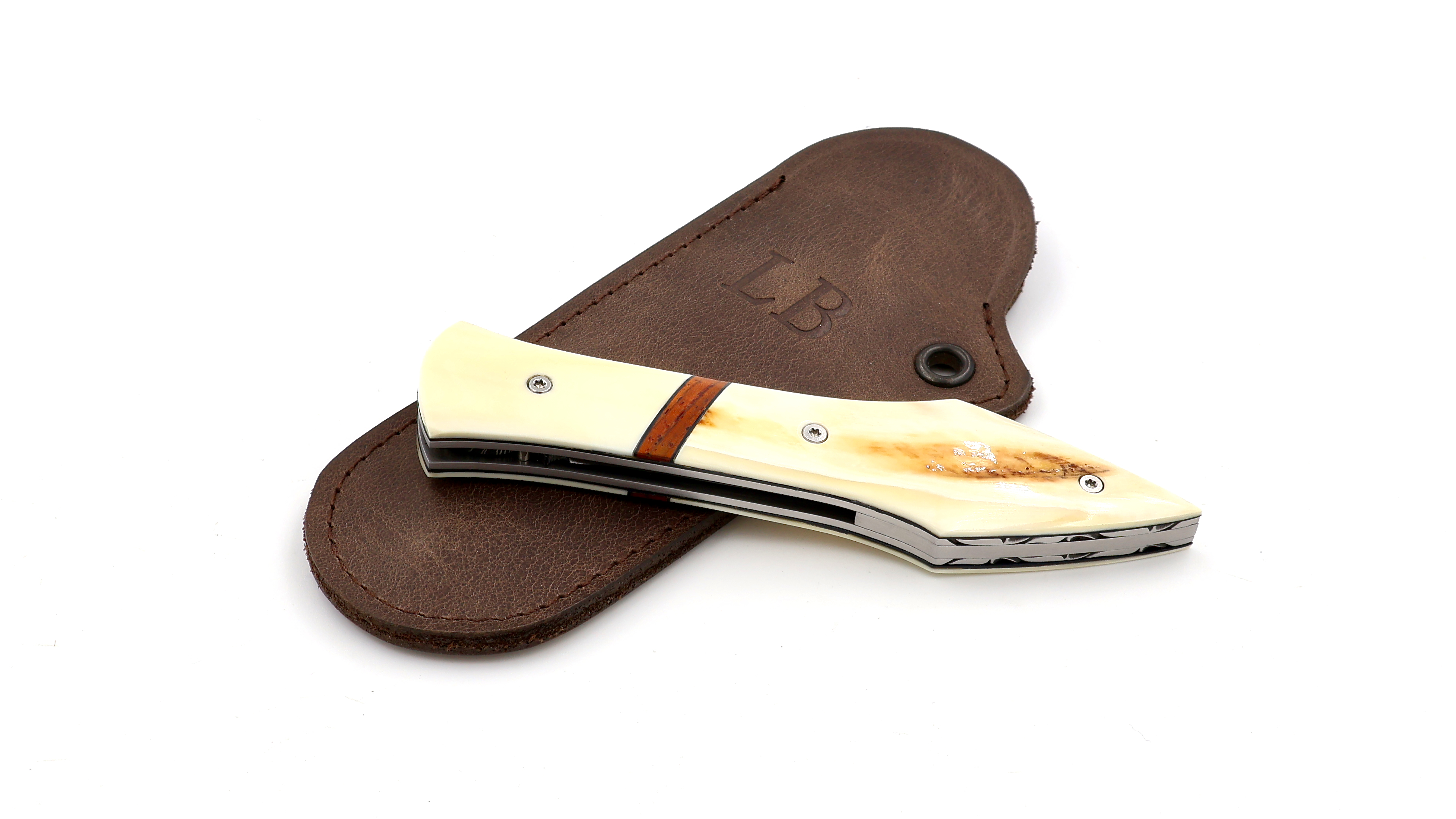 Laraud Blades L’Oegopsyde warthog ivory & damascus blade