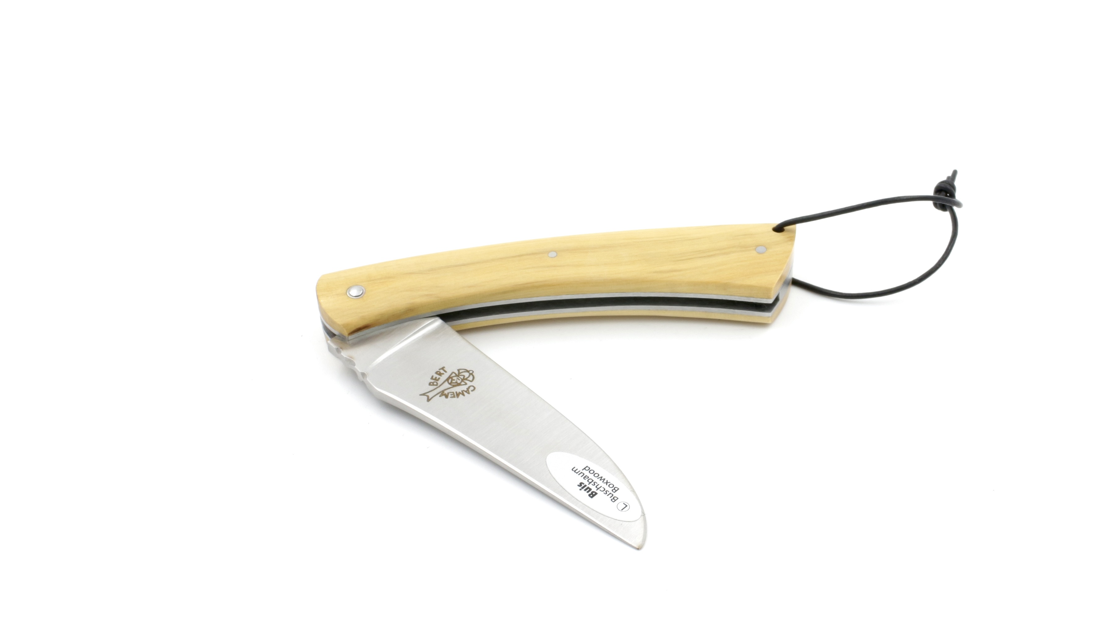 Laguiole en Aubrac Le CAMEMBERT guillochiert Buchsbaum