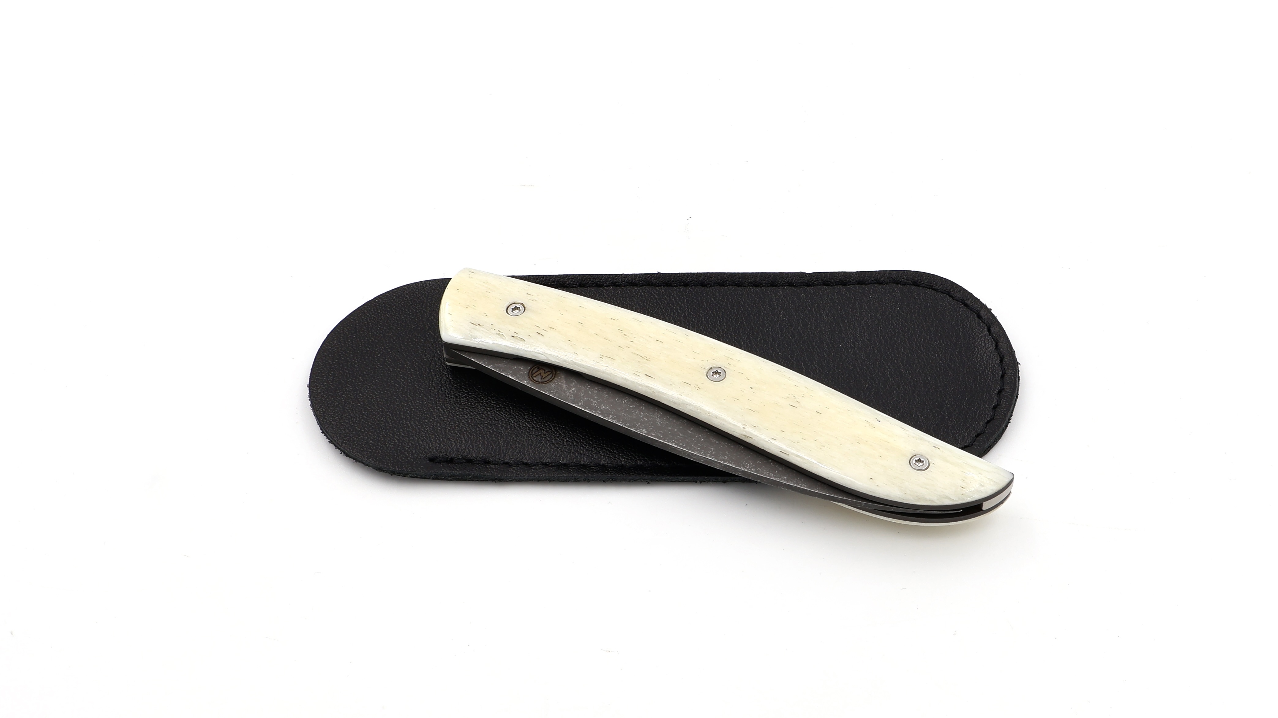 Atelier NÉVÉ Tim Bernard buffalo bone stonewashed blade
