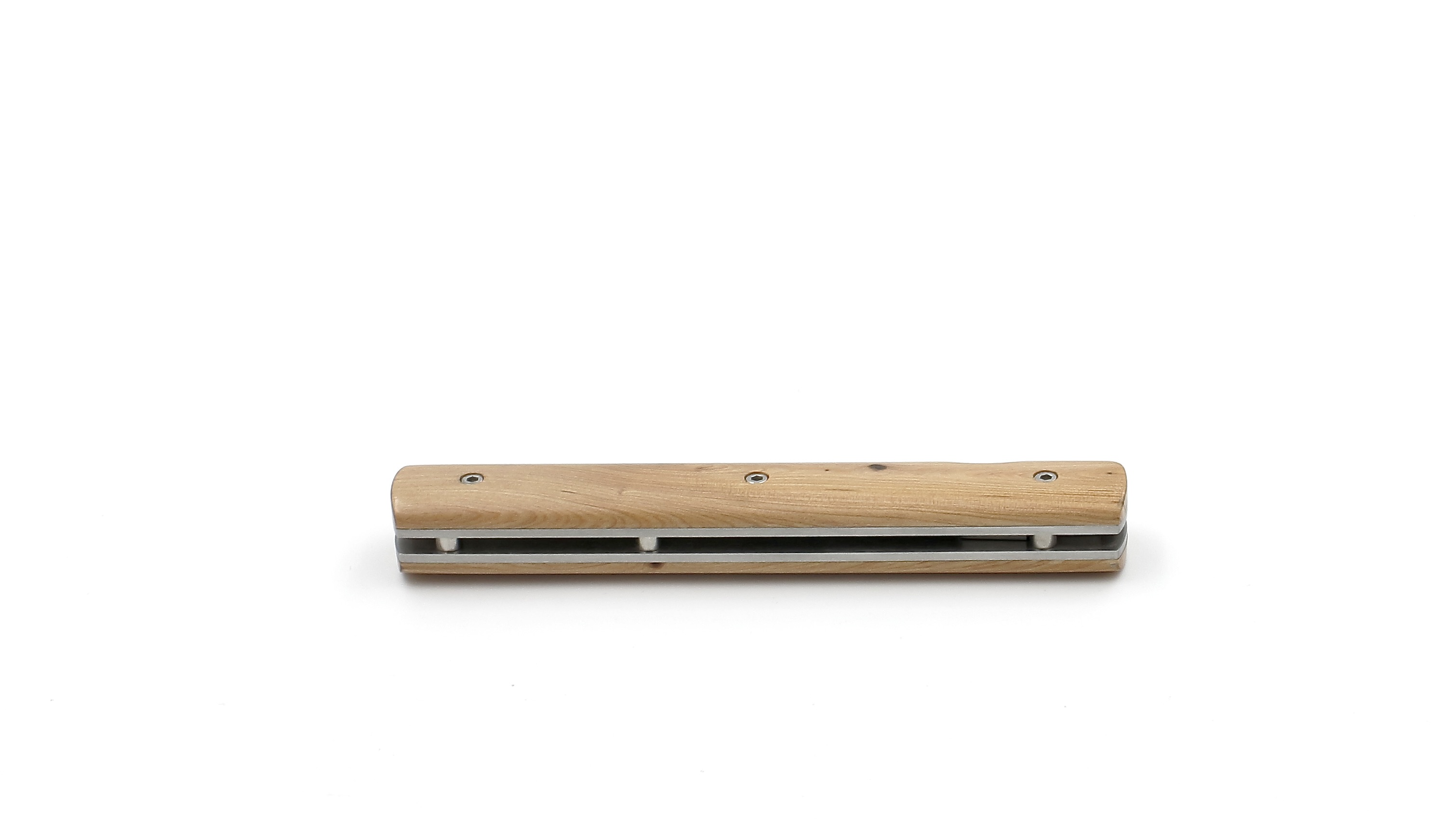 46D37886-0197-405B-AED8-283935A120C8_1_201_a PERCEVAL Le Francais Juniper