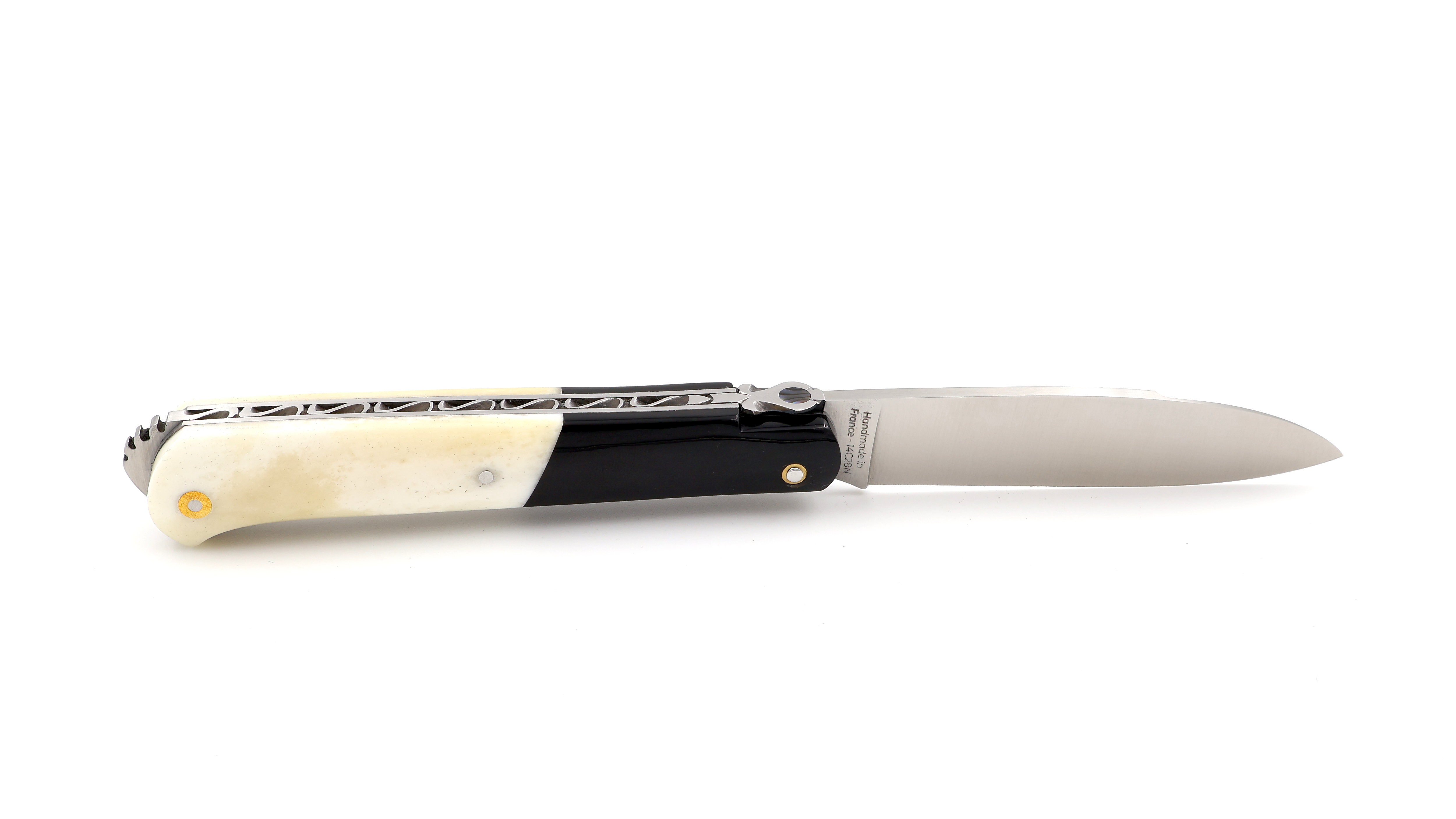 Fontenille Pataud 5 Coqs knife buffalo horn & buffalo bone