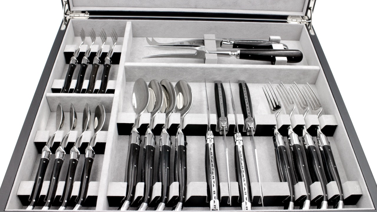 Besteckkoffer-Ebenholz-2 Laguiole en Aubrac cutlery set for four persons ebony