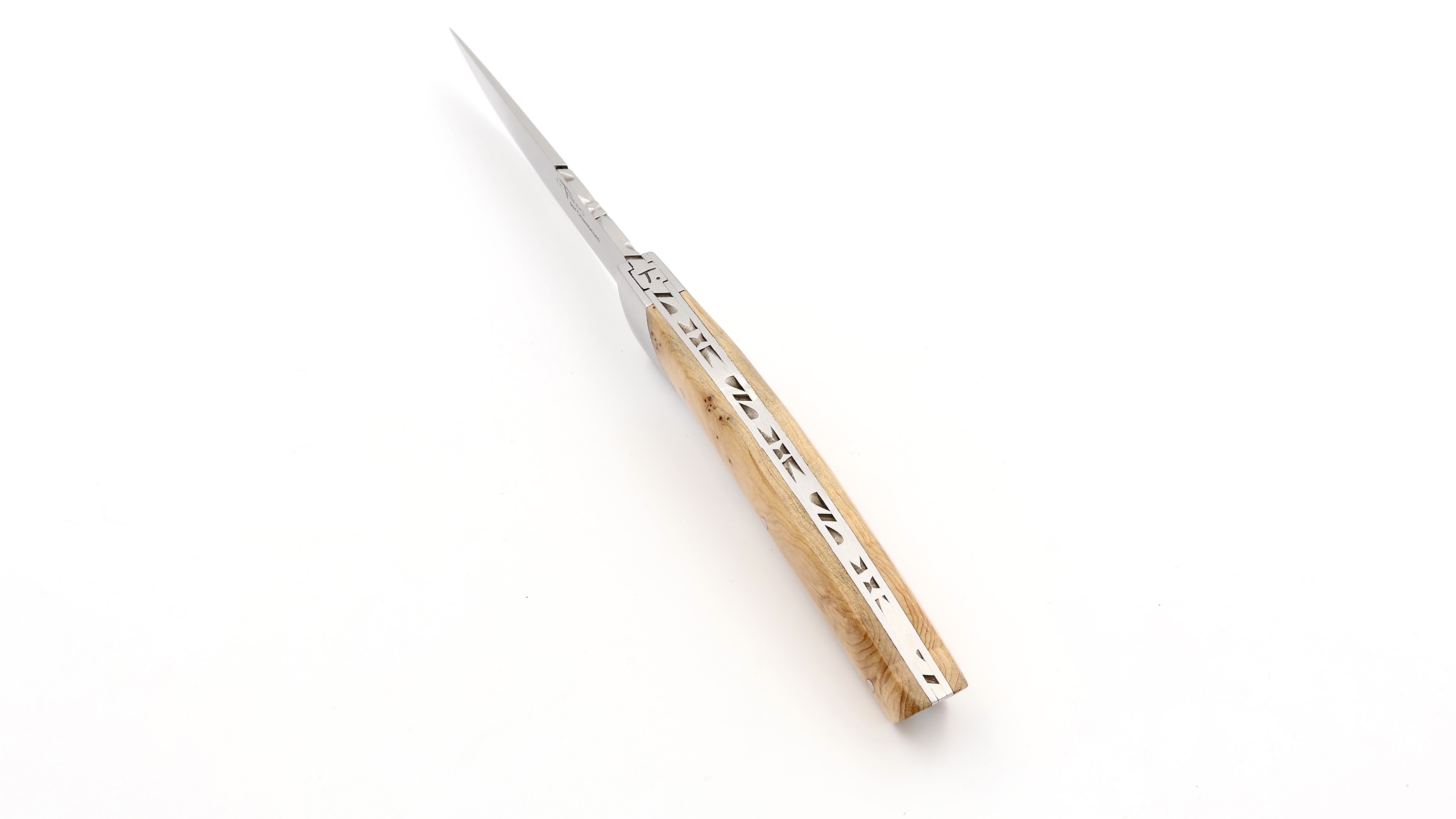 Chambriard Thiers steak knife juniper wood