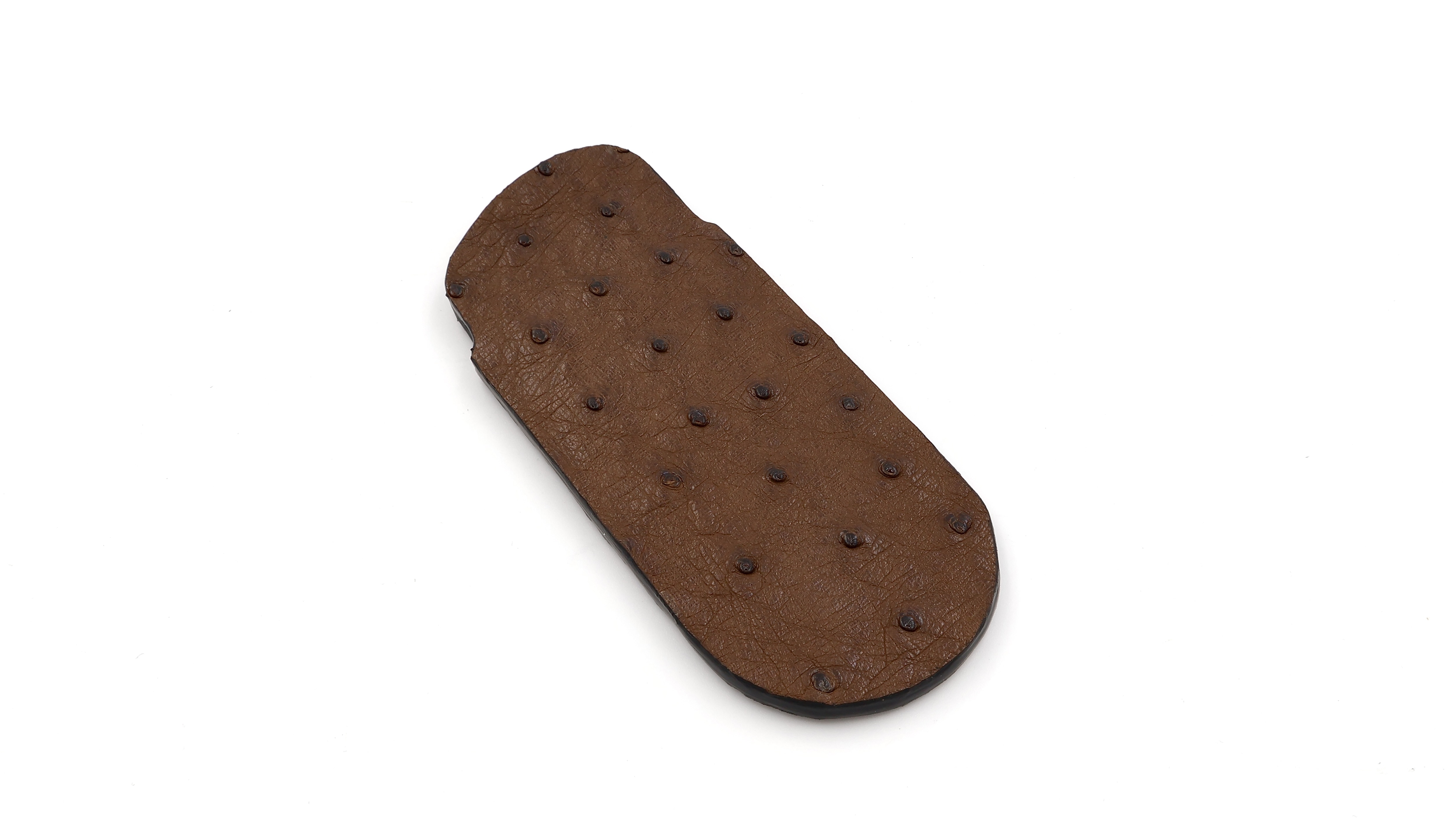 Atelier N°7 ostrich leather brown 14,5 cm