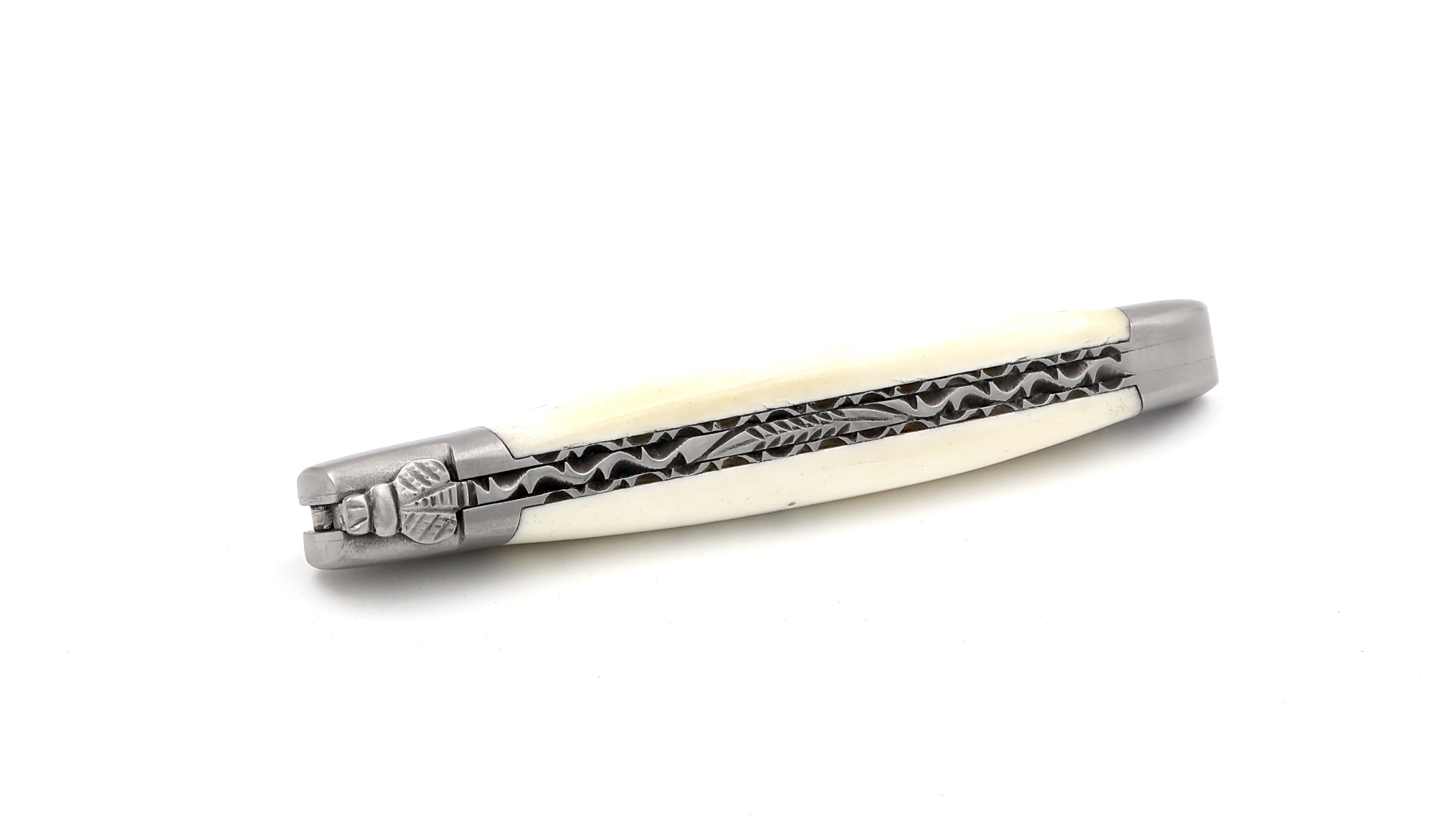 Laguiole en Aubrac  DSC® Carbon Damast Knochen guillochierte Platine 12 cm