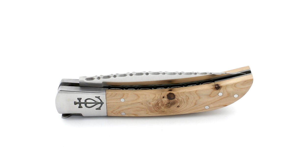 Le Camarguais knife juniper with chiseled plates and blade 12 cm