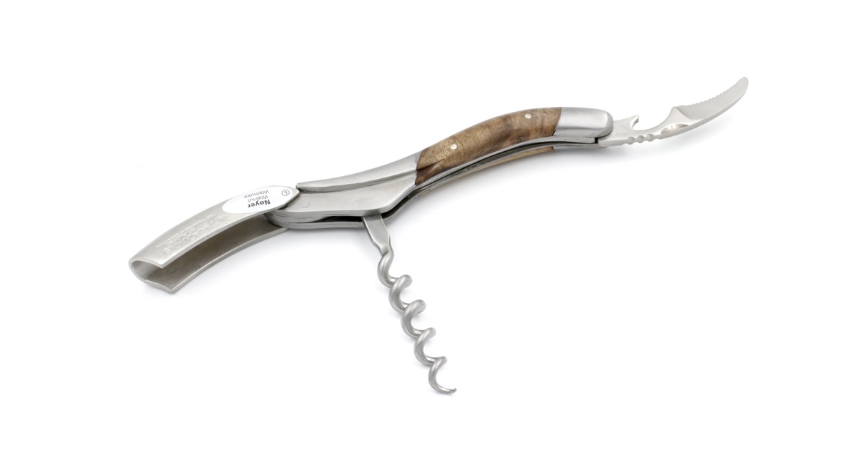 Laguiole en Aubrac Laguiole Sommelier knife walnut wood