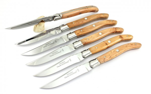 Claude DOZORME Lagzuiole steak knives set of 4 juniper wood